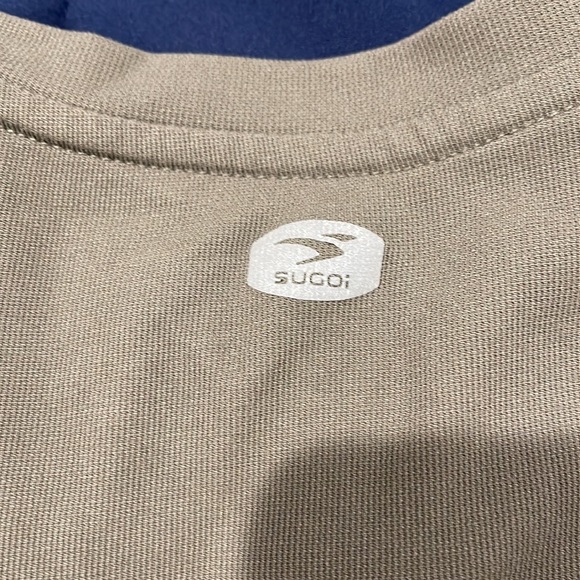 SUGOi Running T-Shirt. XL. Used. Tan/Green color. - Picture 6 of 6